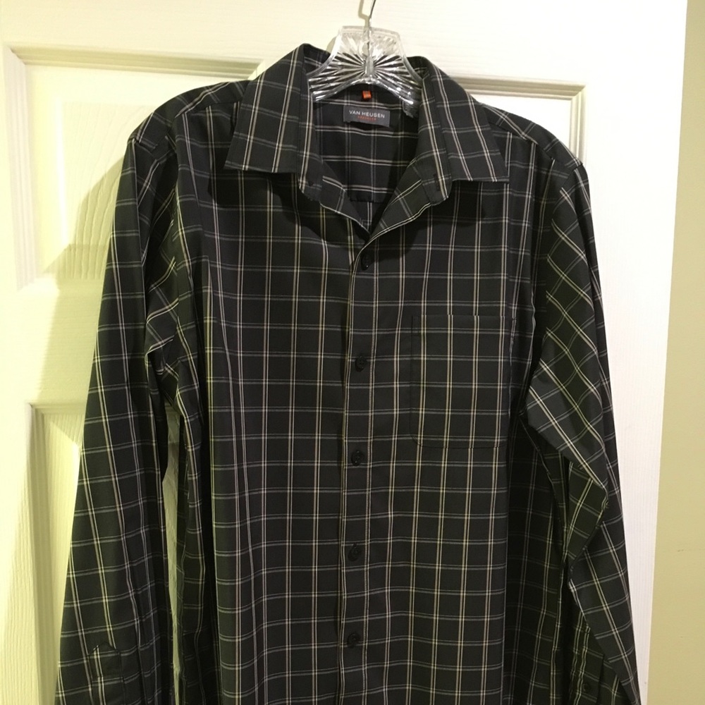 Van Heusen Traveler Shirt